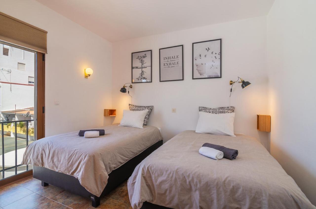 H&H Seaview Apartment Praia Da Luz Exterior photo
